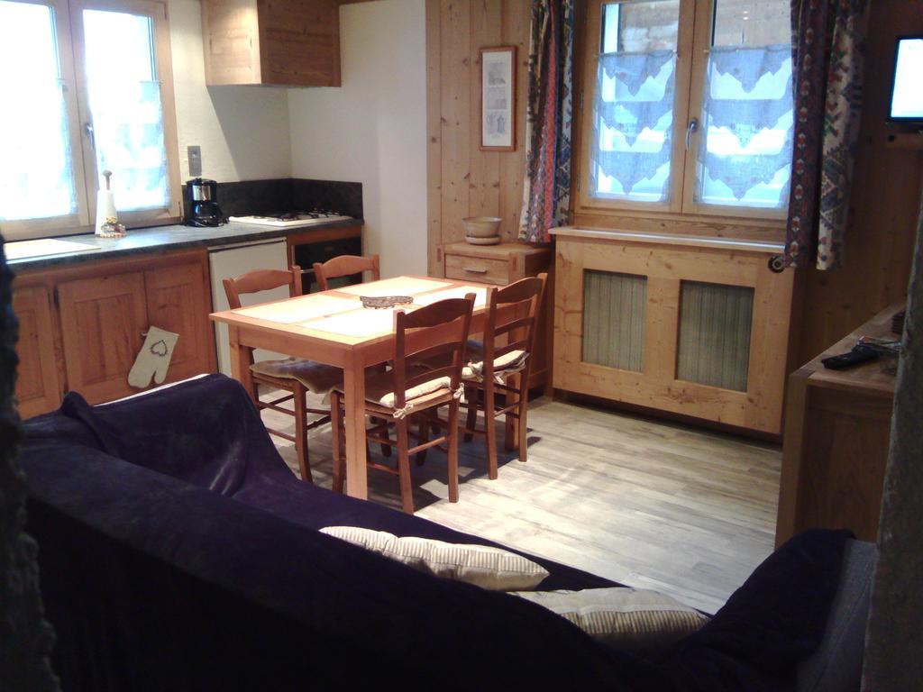 Le Foueustarle Apartment La Giettaz Room photo